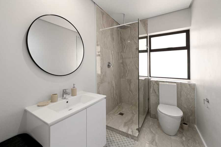 To Let 2 Bedroom Property for Rent in Sea Point Western Cape